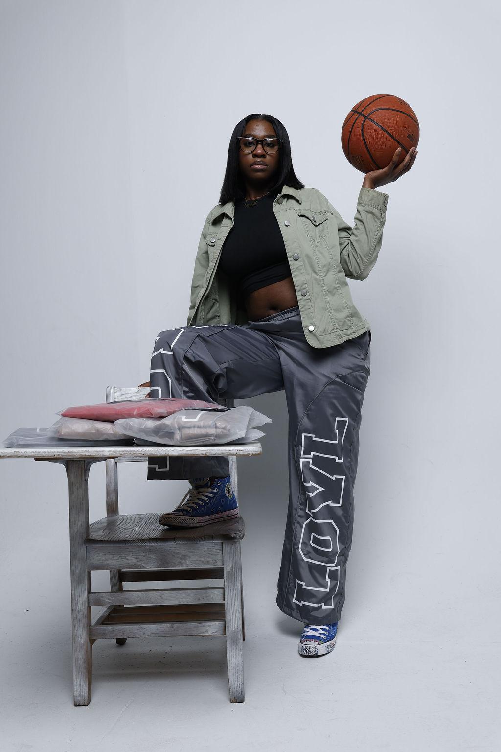 GREY NYLON STATEMENT SWEATS